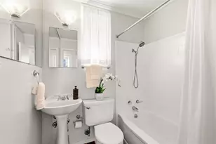 10208 Lake Gardens Dr, Dallas, TX 75218 - Photo 18