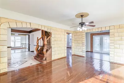 716 Bridget Way, Hurst, TX 76054 - Photo 4