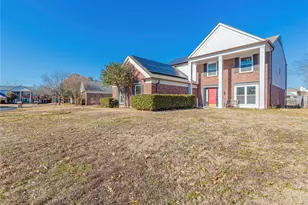 716 Bridget Way, Hurst, TX 76054 - Photo 2