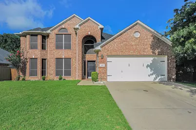848 Huebner Way, Burleson, TX 76028 - Photo 2