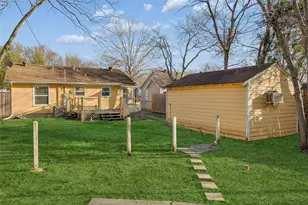 8931 Diceman Dr, Dallas, TX 75218 - Photo 26