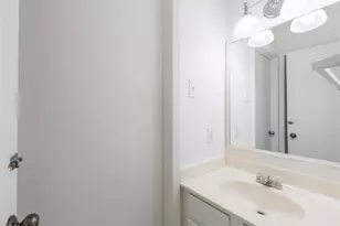 1801 W Srping Creek Pkwy, Plano, TX 75023 - Photo 12