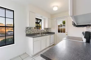 1801 W Srping Creek Pkwy, Plano, TX 75023 - Photo 8