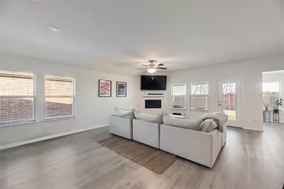 8356 George Brown Drive, Garland, TX 75043 - Photo 32