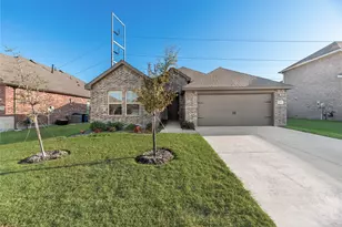 8356 George Brown Dr, Garland, TX 75043 - Photo 38