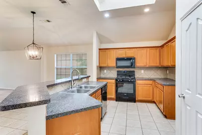 1244 Hickory Bend Lane, Fort Worth, TX 76108 - Photo 8