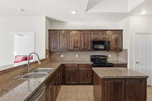 3313 Hornbeam St, Denton, TX 76226 - Photo 12