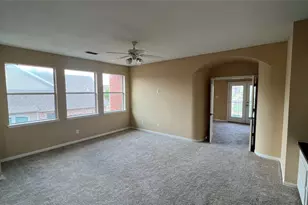 2205 Eagles Nest Dr, Euless, TX 76039 - Photo 14