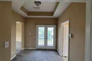 2205 Eagles Nest Dr, Euless, TX 76039 - Photo 16