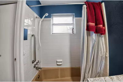 1304 E Franklin Street, Hillsboro, TX 76645 - Photo 28