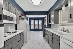 1304 E Franklin St, Hillsboro, TX 76645 - Photo 18