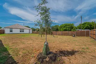 440 Rose Ave, Cleburne, TX 76033 - Photo 14