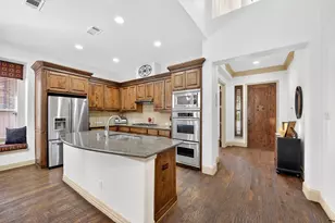 2012 S Hill Dr, Irving, TX 75038 - Photo 8