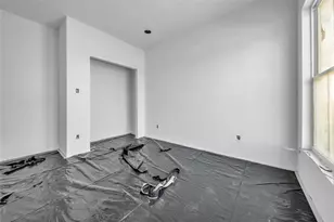 2215 Crystal Dr, Balch Springs, TX 75180 - Photo 12