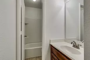 2033 Cattle Creek Rd, Fort Worth, TX 76134 - Photo 8