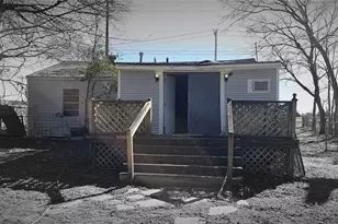 415 Johnson St, Wilmer, TX 75172 - Photo 6