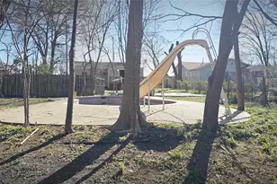 415 Johnson St, Wilmer, TX 75172 - Photo 4