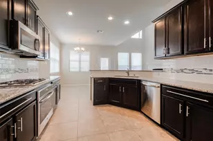 10128 Horseshoe Ln, McKinney, TX 75072 - Photo 8