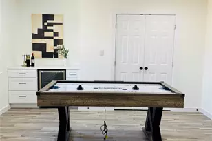 6329 E Lovers Ln, Dallas, TX 75214 - Photo 2