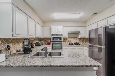 3912 Saint Christopher Lane, Dallas, TX 75287 - Photo 6