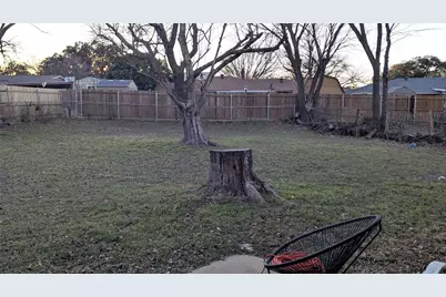 210 Sixpence Lane, Euless, TX 76039 - Photo 10