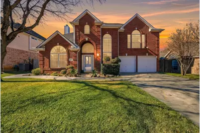 5709 Christy Lane, Haltom City, TX 76137 - Photo 8