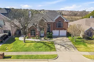 5709 Christy Ln, Haltom City, TX 76137 - Photo 4