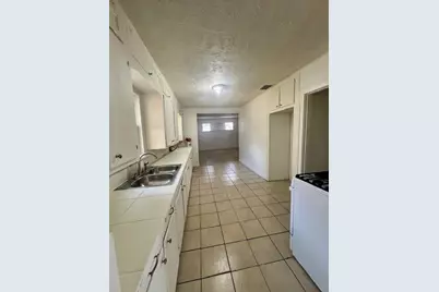 308 N Retta Street, Fort Worth, TX 76111 - Photo 18