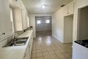 308 N Retta St, Fort Worth, TX 76111 - Photo 18