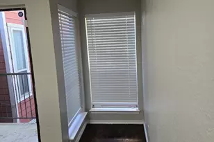 9821 Walnut St, Dallas, TX 75243 - Photo 14