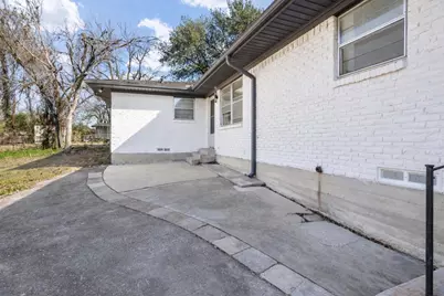 509 W Ridgewood Drive, Garland, TX 75041 - Photo 18