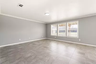 603 Sotogrande Street, Grand Prairie, TX 75051 - Photo 6