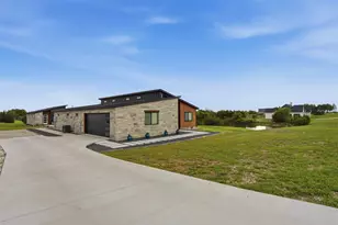 238 Martin Dr, Granbury, TX 76049 - Photo 1