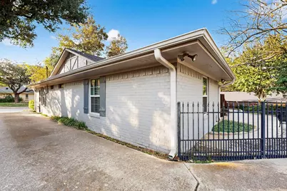 2620 Pearson Drive, Dallas, TX 75214 - Photo 12