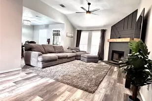 700 Hummingbird Trail, Saginaw, TX 76131 - Photo 30