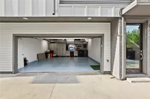 1911 Summit Ave, Dallas, TX 75206 - Photo 30