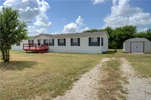 12541 Meadow Green Ln, Justin, TX 76247 - Photo 2