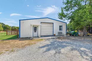 114 County Rd 225, Valley View, TX 76272 - Photo 32