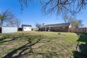 137 N Jessup St, Alvarado, TX 76009 - Photo 20