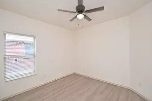 2908 Bahar Dr, Arlington, TX 76010 - Photo 32