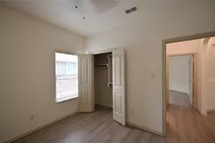 2908 Bahar Dr, Arlington, TX 76010 - Photo 36