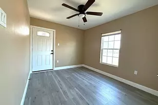 2406 S Marsalis Ave, Dallas, TX 75216 - Photo 8