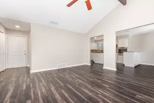 6908 Briardale Dr, North Richland Hills, TX 76182 - Photo 6