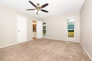 6908 Briardale Dr, North Richland Hills, TX 76182 - Photo 12