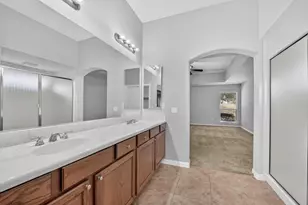 11704 Rosemont Ct, Denton, TX 76207 - Photo 12