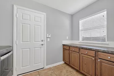 11704 Rosemont Court, Denton, TX 76207 - Photo 16
