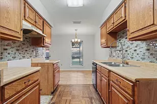 13241 Lexington Ln, Balch Springs, TX 75180 - Photo 14