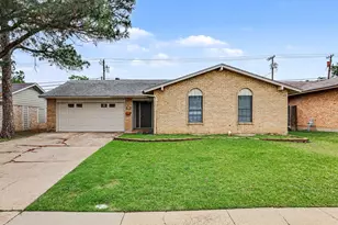 3417 Cavalier Ct, Irving, TX 75062 - Photo 2