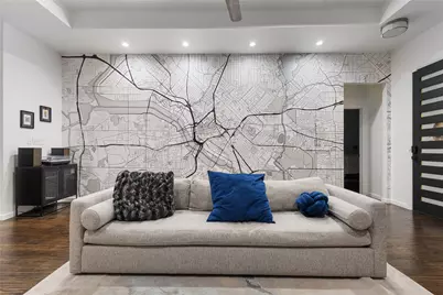 2534 Gladstone Drive, Dallas, TX 75211 - Photo 14