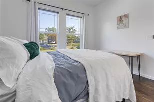 2534 Gladstone Dr, Dallas, TX 75211 - Photo 16